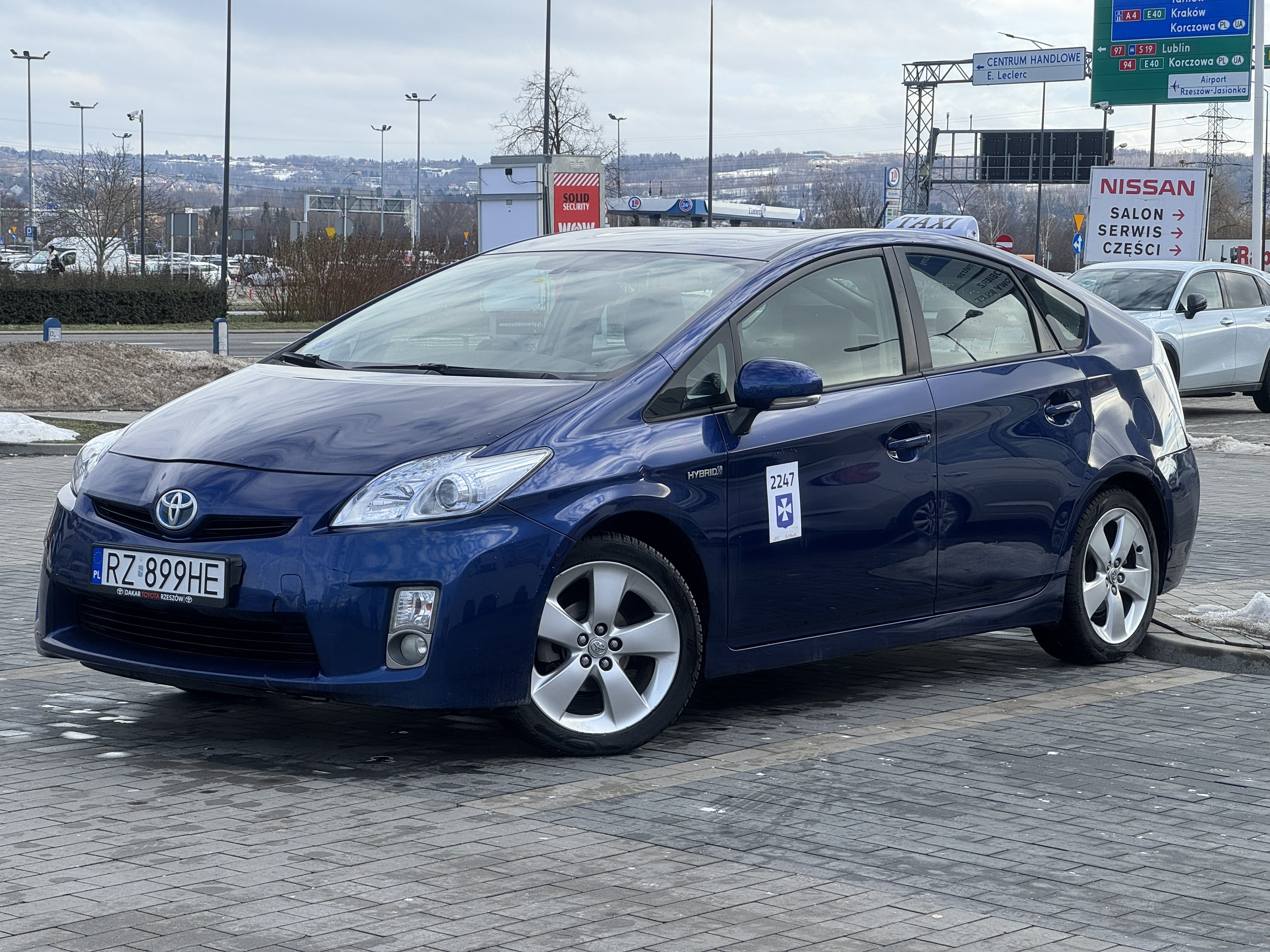 Toyota Prius 30